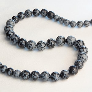 Natural snowflake obsidian stone bead necklace with magnetic clasp, vintage graduated natural volcanic glass beads with quartz inclusions