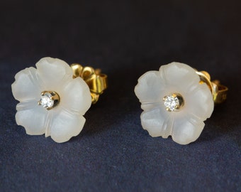 Vintage 14ct gold diamond & camphor glass flower stud earrings - 14k frosted glass floral earrings for bride, everyday wear, FREE SHIPPING