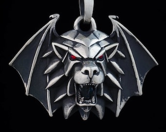 Manticore medallion white wolf jewelry School Fantasy  Theme of white Head of manticore