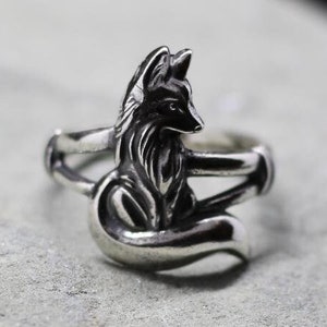 Cute fox foxy jewelry ring. Figure of fox any size ring. Animalistic wild nature. Cunning fox ring. Naturalist. Sly fox ring. Animal Figure