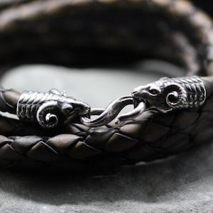 Angry ram&#39;s head aries leather jewelry bracelet. Head of Ram jewelry. Angry animal bracelet. Man bracelet viking leather Ram figure jewelry