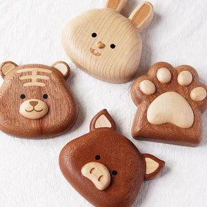 Cute Animal Bottle Opener Gift for Men, Wooden Beer Bottle Opener, Unique Refrigerator Magnets, Wood Drink Opener for Table Decor Beer Gifts