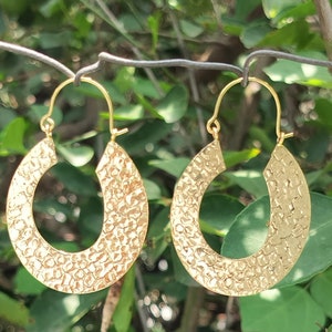 Brass-Plated Engraved Drop Brass Hoop Vintage Earrings.