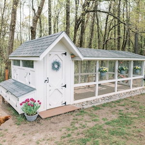 Chicken Coop Building Plans – Walk In DIY Coop & Run for 10-12 Chickens (Digital Download)