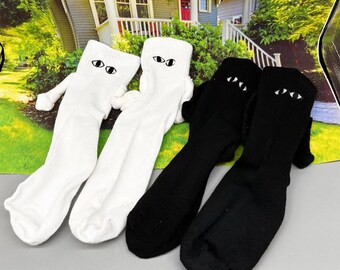 Couple Matching Socks, Holding Hands Magnetic Couple Socks Set of 2, Gifts for Her, Funny Gifts, Friendship