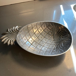 Large pineapple pewter metal bowl with detailed design made in India