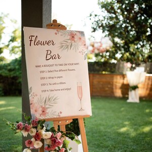 Blütenblätter und Prosecco-Blumen-Bar-Zeichen: Rosa-Champagner-Brautduschen-Dekor (bearbeitbare Vorlage)