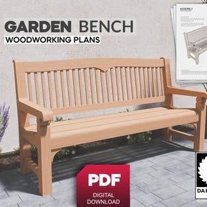 Puede incluir: Un plano de carpintería para un banco de jardín. El plano es una descarga digital en formato PDF. La imagen muestra un banco de madera con respaldo de listones y un asiento ancho. El banco está hecho de madera natural y tiene un aspecto rústico. El texto "GARDEN BENCH WOODWORKING PLANS" se muestra en la parte superior de la imagen. El texto "PDF DIGITAL DOWNLOAD" se muestra en la parte inferior de la imagen.