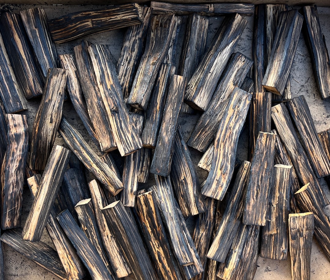 Charred/ Toasted White Oak Chips Sticks Distilling Moonshine Beer Wine