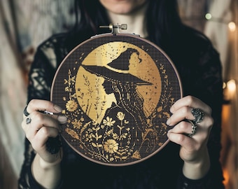 Kreuzstichmuster Goldene Hexe: Gothic Spooky Xstitch (PDF)