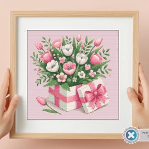 Patrón de punto de cruz de tulipanes en una caja de regalo en PDF / Gráfico de punto de cruz contado de flores / Punto de cruz botánico fácil /