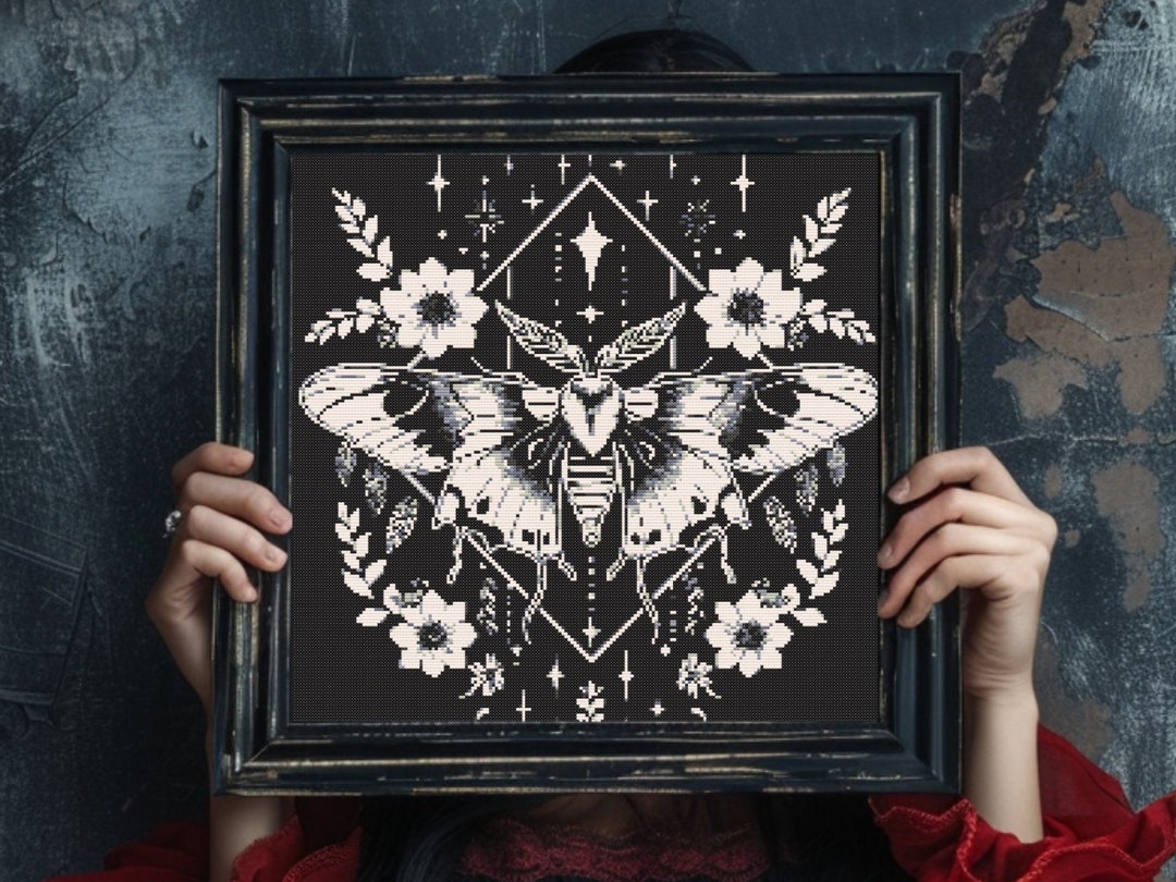 Gothic Moth Floral Cross Stitch Pattern: Dark Witchcraft Chart (PDF) - Etsy
