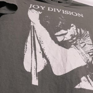 Sweat Capuche Joy Division - Ian Curtis - Homme - Noir - Taille Régulière - Uneek