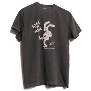 La vie en enfer Matt Groening T-shirt bande dessinée underground Bunny Rabbit T-shirt punk en coton épais ultra délavé Dessin animé TV Classique Med
