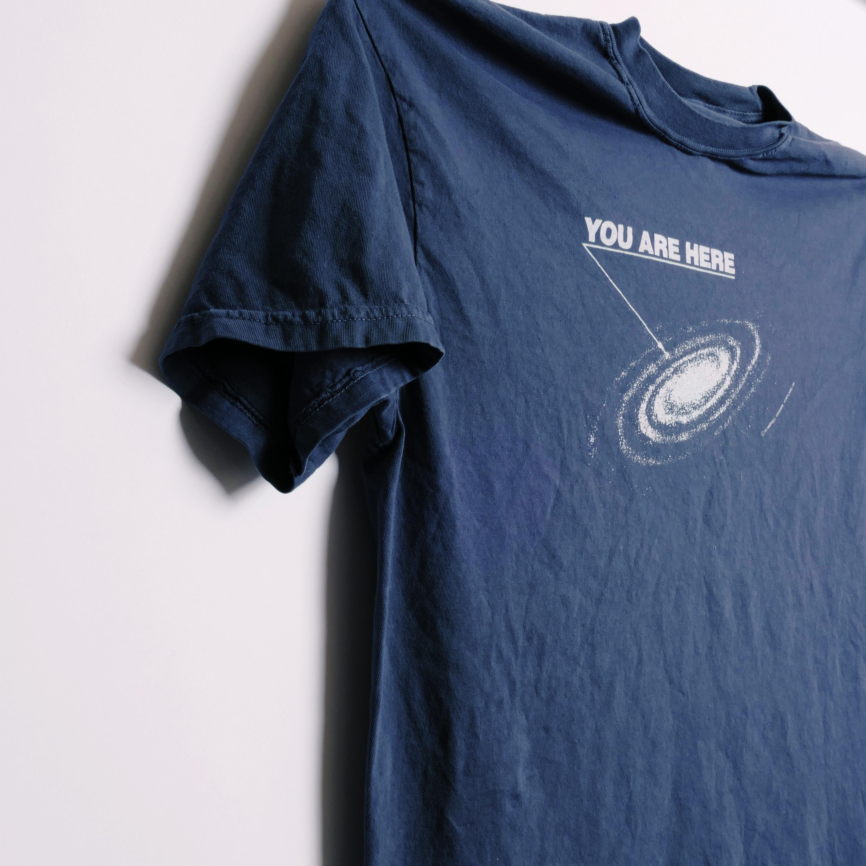 You Are Here ミルキーウェイギャラクシーTシャツ Can