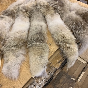 Real Coyote Fur Hood Ruff