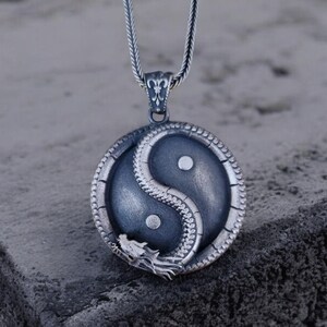 Dragon Yin Yang Necklace, Chinese Mythology Necklace, Fantasy Necklace, Dragon Medallion Necklace, Asian Mens Necklace, Mythology Jewelry