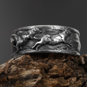 Running Wolf Silver Band Ring, Animal Jewelry, 3D Running Wolves Wedding Band, Celtic Wolf Band Ring, Wild Nature Ring, Men&#39;s Statement Ring