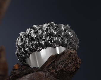 Anillo con banda para la cabeza con calaveras de la eternidad, anillo de boda punk, anillo de banda gótica, anillo de compromiso gótico para hombres, anillo de banda ancha único, regalos geniales