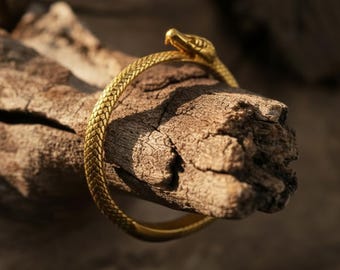 14k Solid Gold Ouroboros Snake Ring: Infinity Serpent Band Ring, Handmade Gothic Jewelry for Him