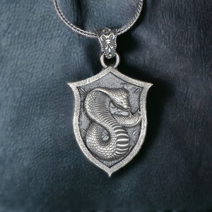 Sterling Silver Snake Medallion Necklace, Gothic Men Necklace, Serpent Necklace, Snake Jewelry, Punk Necklace, Handmade Men Necklace