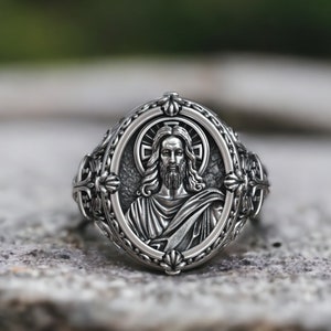 Signet Jesus Christ Ring for Men, Silver Religious Ring, 3D Large Signet Ring, Christian Ring, Jesus Jewelry, Handmade Christian Jewelry