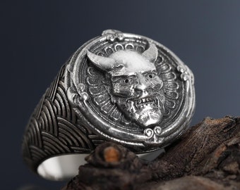 Anillo con máscara de Hannya Oni: Joyería japonesa de demonio hecha a mano en plata de ley.
