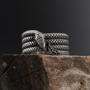 Twisted Snake Band Ring, Serpent Wrap Around Ring, Ouroboros Band Ring, Reptile Band Ring, Spiral Snake Ring, Goth Snake Jewelry