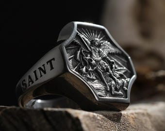 Anillo de San Miguel bañado en rodio: Anillo de sello de victoria sobre el mal, anillo de declaración de arcángel, anillo de protección de guerrero octogonal.