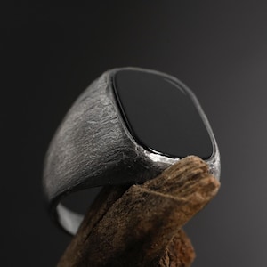 Onyx Signet Ring, Oxidized Men Ring, Modern Mens Ring, Mens Pinky Ring, Handmade Gemstone Ring For Man, Onyx Jewelry Gift