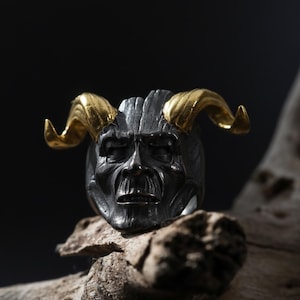 5O DUPPIES / Devil Face Ring Women Vintage Eyes of Demon Ring