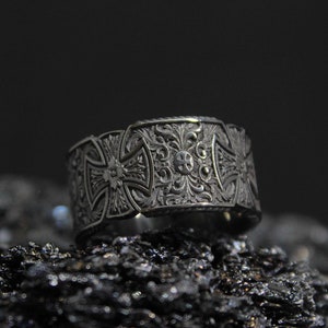 Rhodium Plated Templar Cross Ring, Maltese Templar Cross Band Ring, Medieval Cross Band Ring, Engraved Floral Ring, Wide Band Ring