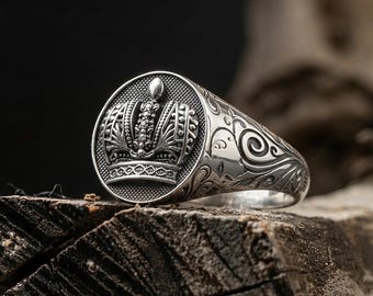 Silver King Crown Signet Ring for Men: Royal Crest Regal Statement Jewelry