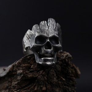 Wood Skull Head Ring, Men Fantasy Ring, Skull Jewelry, Gift for Gothic Men, Unique Skull Gift Him, Punk Jewelry, Creepy Skull Ring