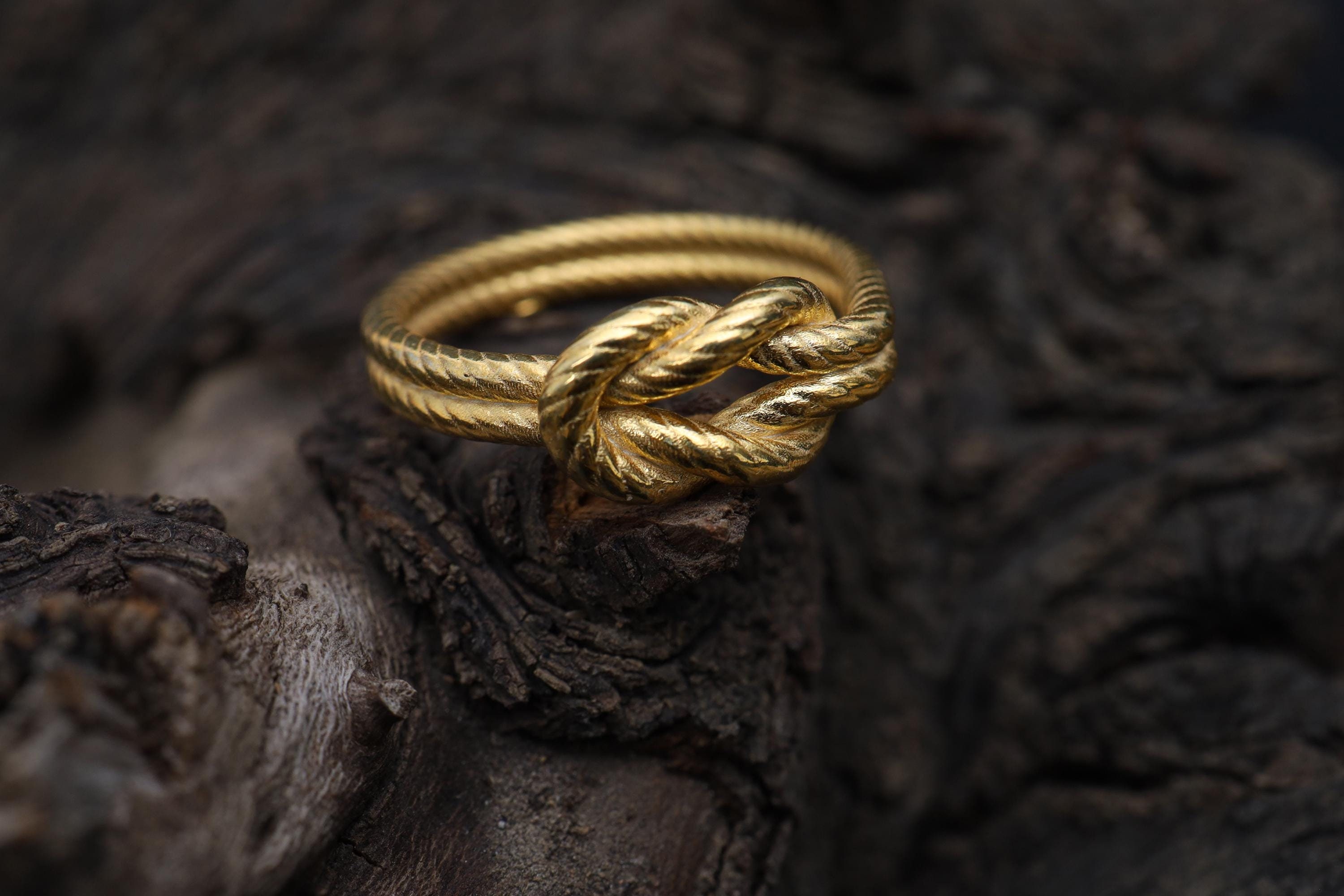 Men's Gold Plated Double Knot Ring: Celtic Love Band, Symbolic