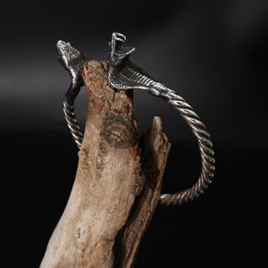 925 Silver Snake Bracelet for Men,  Viking Serpent Twisted Cuff Bangle, Handmade Oxidized Dragon Claw Bracelet, Gothic Men&#39;s Gift Jewelry