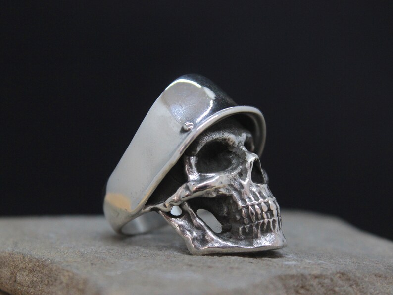 Rock Officer Skull Ring main image 0