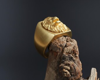 Yellow Gold African Lion Ring: Roaring Lion Signet, Wild Animal