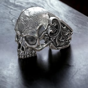 Skull Flower Ring, Men Silver Ring, Motorbike Ring, Baroque Patterned Ring, Mens Gothic Ring, Punk Ring in Oxidized Silver, Unique Mens Ring