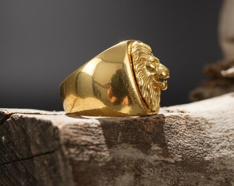 Yellow Gold African Lion Ring: Roaring Lion Signet, Wild Animal