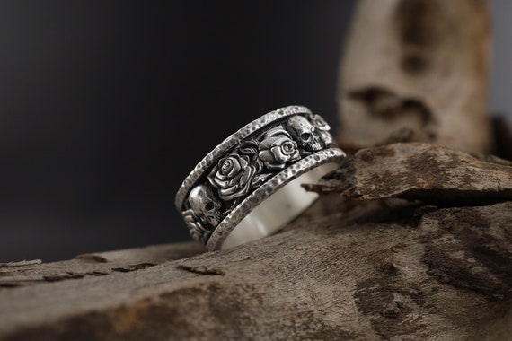 Floral Skull Wedding Ring: Rose and Skull Band Ring, Gothic Wedding Ring for Him, Roses Of Eternity Ring