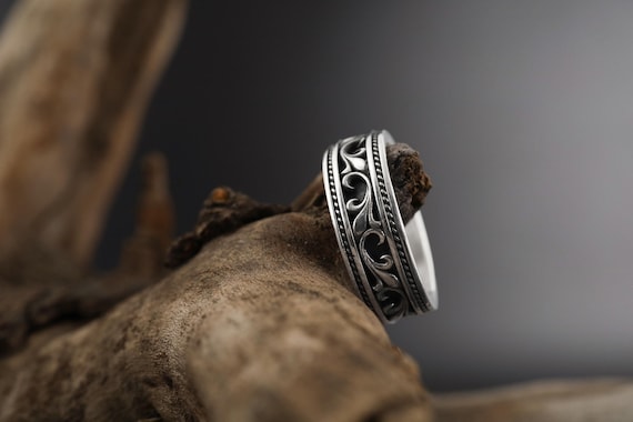 Sterling Silver Vintage Men Wedding Band: Floral Men Engagement Ring, Engraved Ring, Oxidized Jewelry