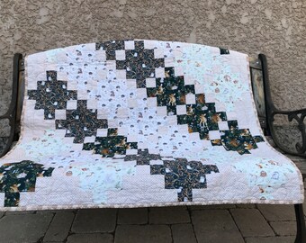 Handmade baby quilt - Celtic Crossing