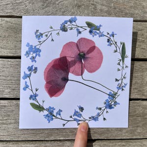 I biglietti d'auguri fatti a mano con papaveri e non ti scordar di me possono essere utilizzati come biglietti di compleanno, biglietti di anniversario, biglietti di auguri floreali di San Valentino,