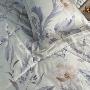 Simple Floral Botanical Bedding Set Queen Quilt Comforter Set, Tencel