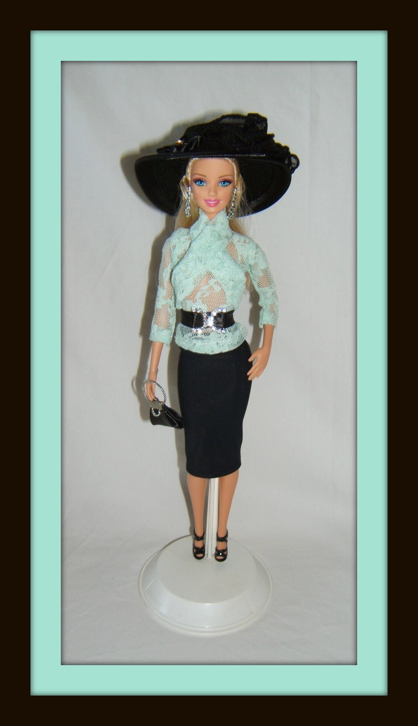 Poupée Barbie Collection Mattel - Shopping Chic En Cuir - État Comme Neuf - Pièce Unique