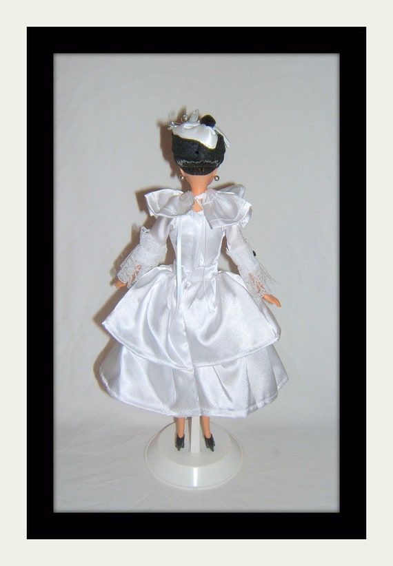 POUPÉE BARBIE COLLECTION Tailleur 10  EUR 60,00 - FR