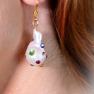 Crystal fresh water pearls drop earrings