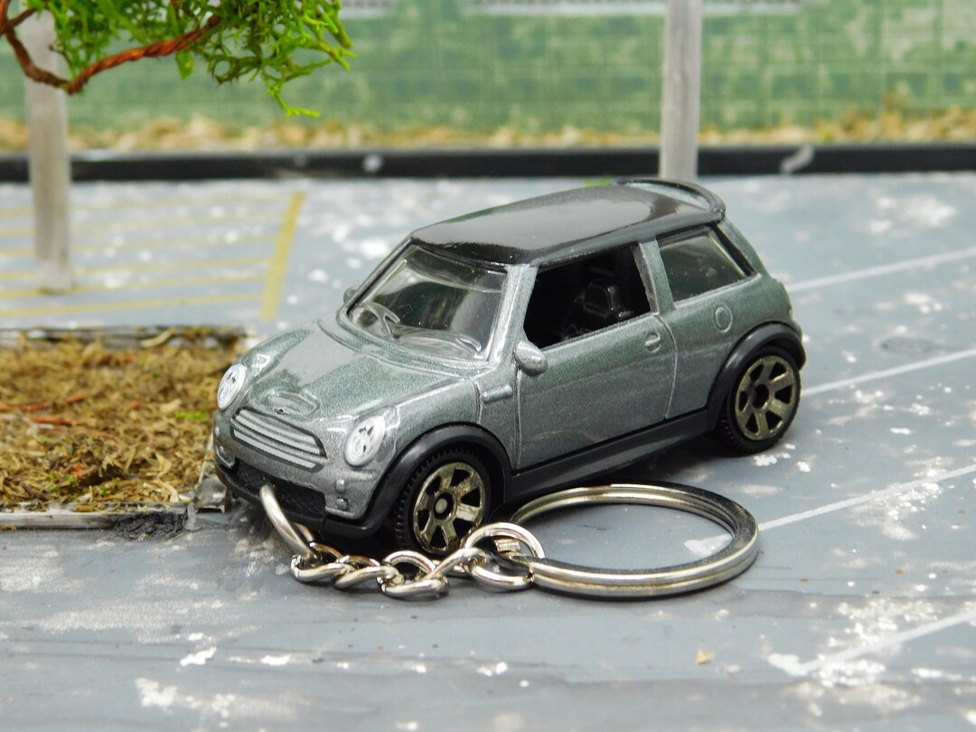 Mini Cooper S Keychain, Car Keychain , Pendant, Gift, We Ship 6 Days a