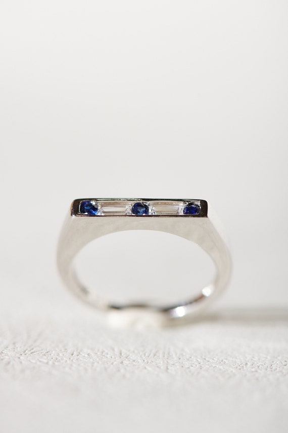 Vintage Sapphire Ring - image 2